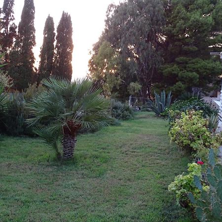 Guesthouse Anchise 38 Піццолунго Екстер'єр фото